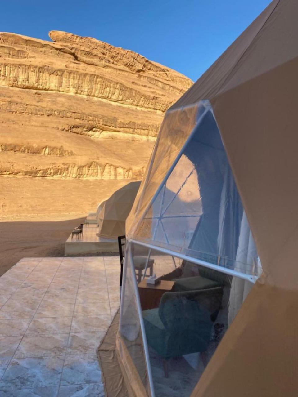 Rum Four Mountain Luxury Camp Wadi Rum Eksteriør billede